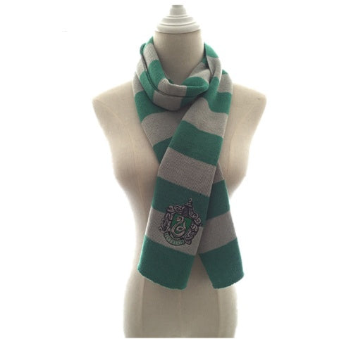 College badge scarf